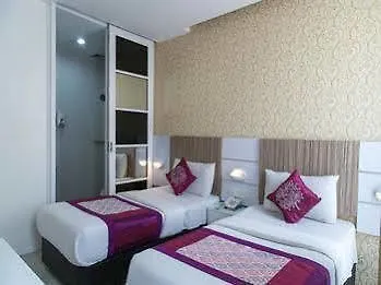 Oyo Rooms Strand Mall Petaling Jaya Hotel